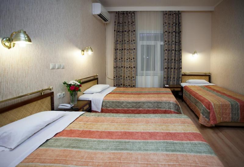 Olympos Hotel Komotini Zimmer foto