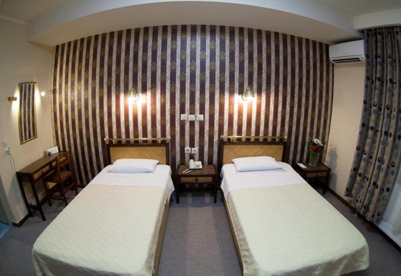 Olympos Hotel Komotini Zimmer foto