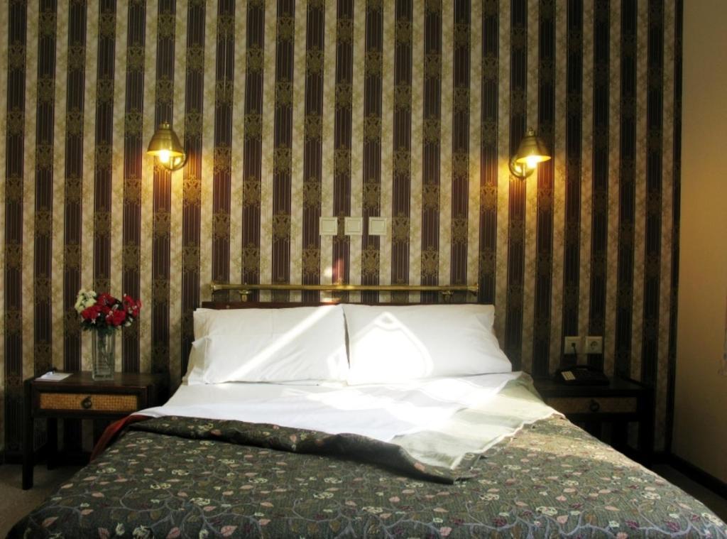 Olympos Hotel Komotini Zimmer foto