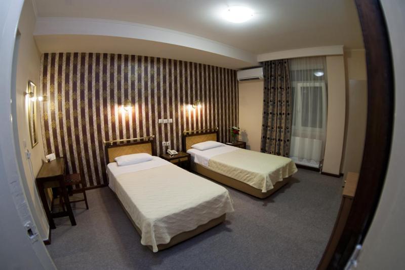 Olympos Hotel Komotini Zimmer foto