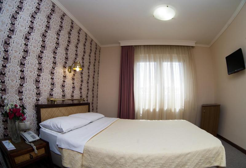 Olympos Hotel Komotini Zimmer foto