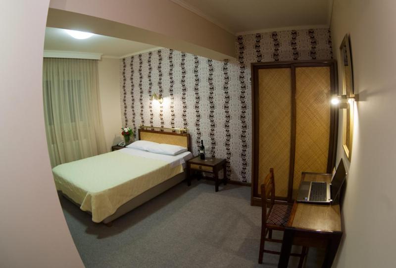 Olympos Hotel Komotini Zimmer foto